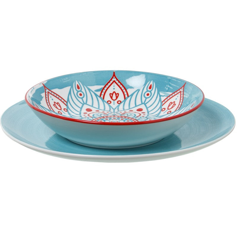Tazón apilado sobre plato de cena de la vajilla de porcelana con diseño mandala azul turquesa y rojo