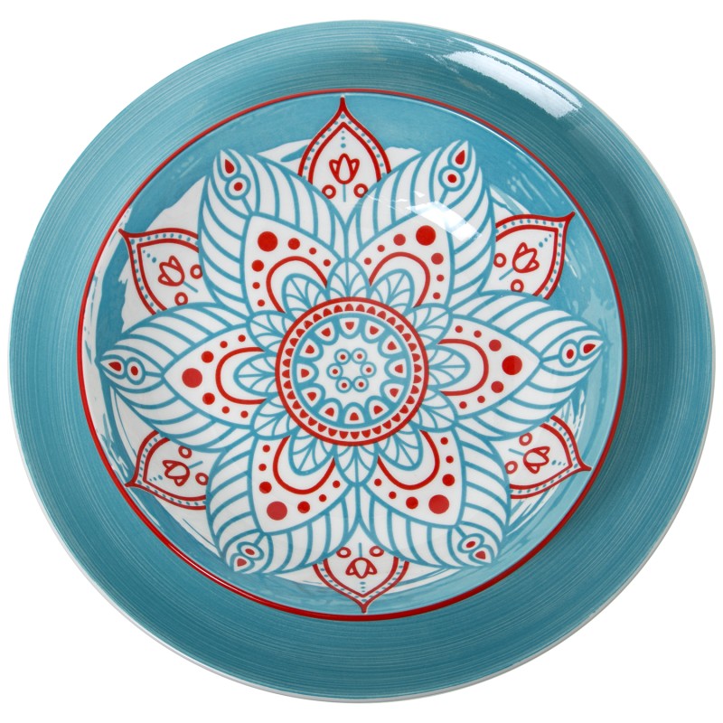 Vista superior del plato de ensalada mostrando el detalle del patrón mandala en tonos azul turquesa y rojo