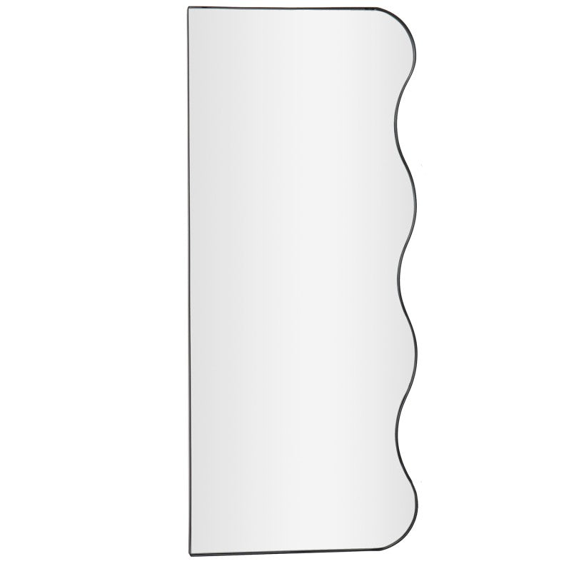 Espejo de pared con marco negro y diseño ondulado, vista frontal completa