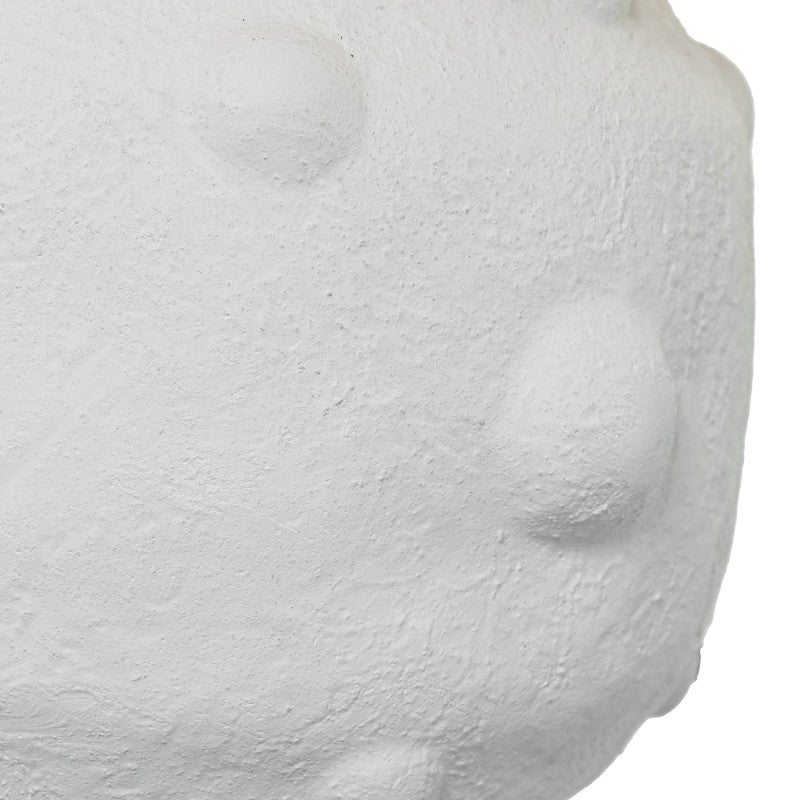 Primer plano de la textura de la base de cerámica blanca con relieves esféricos tipo superficie lunar