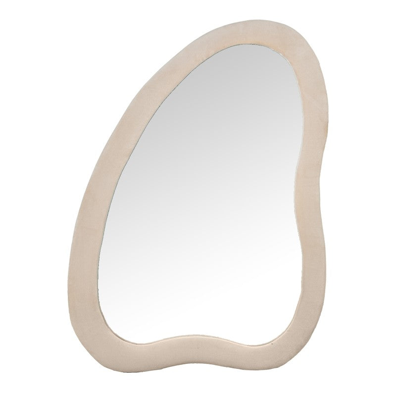 Espejo de pared asimétrico con marco de terciopelo beige, vista frontal