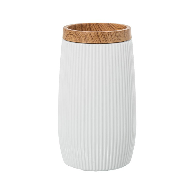 Vaso de baño acrílico blanco con textura de líneas verticales y borde efecto madera